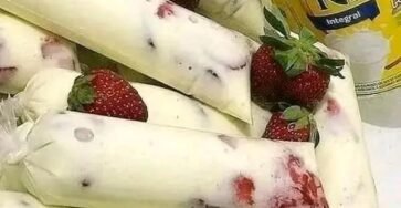 Helado de leche nido con fresa