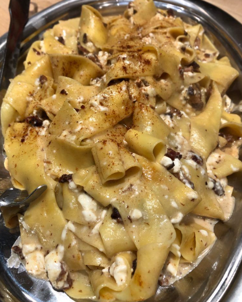 Hungarian Cottage Cheese Pasta | Culinary Immigration🇭🇺….