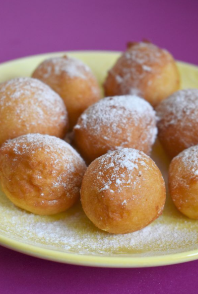 Hungarian cottage cheese donuts – Túrófánk🇭🇺..