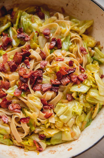 Hungarian Haluski (Cabbage and Noodles🇭🇺